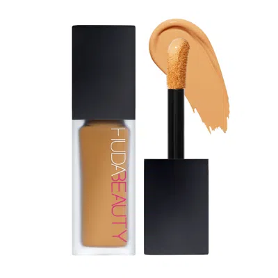 Huda Beauty Faux Filter Concealer Praline 6.3 In Praline 6.3n