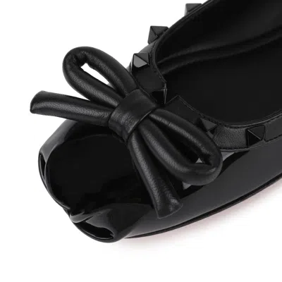 Valentino Garavani Rockstud Satin Bow Ballerina Flats In Black