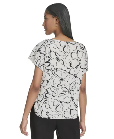Halston Women's Printed Cap-sleeve V-neck Blouse