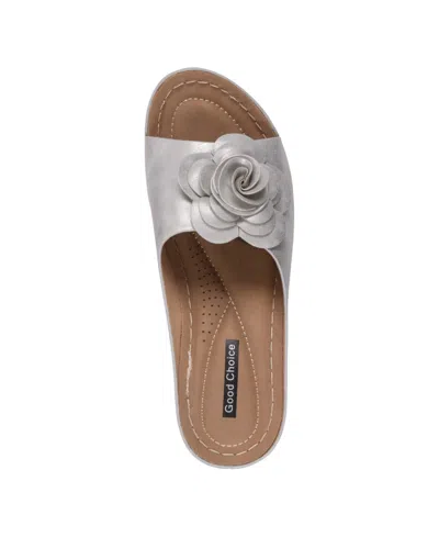 Gc Shoes Women's Tokyo Floral Wedge Sandals In Gray