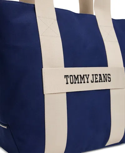 Tommy Hilfiger Men's Retro Logo Tote Bag