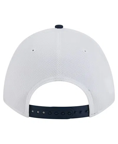 NEW ERA MEN'S WHITE/NAVY NEW ENGLAND REVOLUTION 2025 JERSEY HOOK 9FORTY M-CROWN ADJUSTABLE HAT 