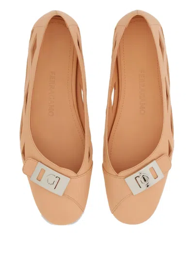 Ferragamo Leather Ballerina Shoes In Pink