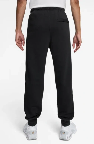 Nike Club Brushed Fleece Sweatpants