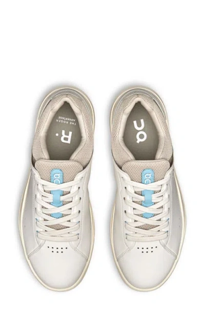 On The Roger Advantage Tennis Sneaker