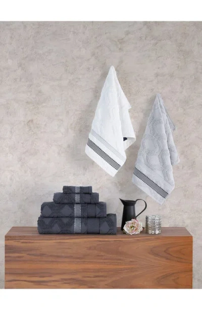 Brooks Brothers Herringbone Cotton 4-pack Hand Towels