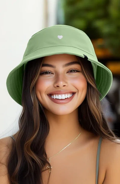 Dalix Lil Heart Bucket Hat