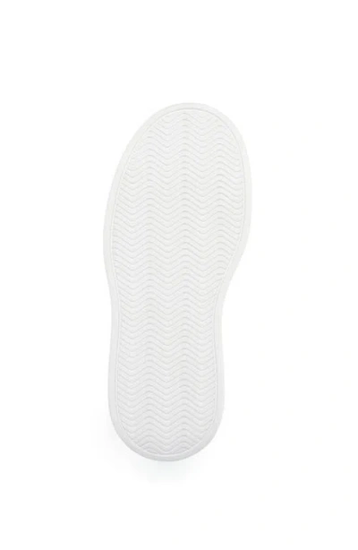 Jslides Footwear Bella Sneaker