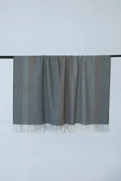 Sskein Mono Stripe Wrap