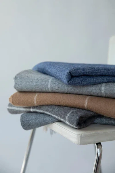 Sskein Mono Stripe Wrap