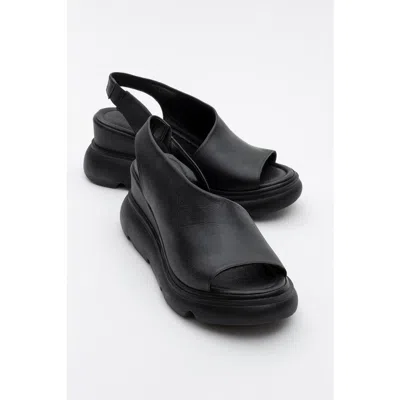 Forever & Always Shoes Agusto Leather Platform Sandal