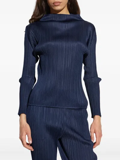 Issey Miyake Pleated Top In Blue