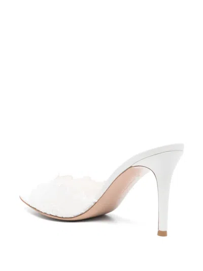 Gianvito Rossi 95mm Yvonne Mules In White