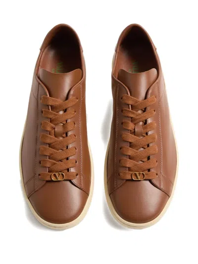 Valentino Garavani Royco Trainer In Nappa Calfskin In Tobacco