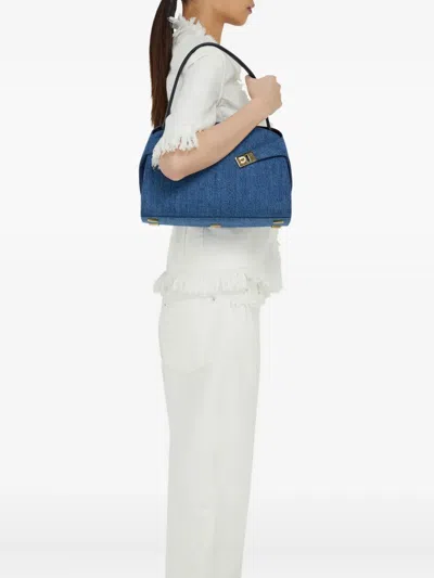 FERRAGAMO HUG SHOULDER BAG 