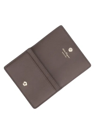 Ferragamo Gancini Logo-plaque Leather Wallet