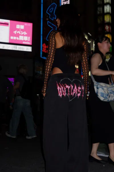 Outcast Nya Sweatpant Washed Black