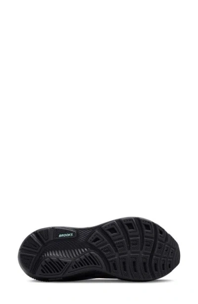 Brooks Ghost 17 Running Shoe