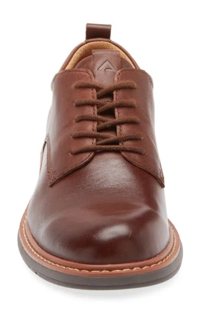 Align Atworth Derby In Brown