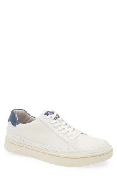 Align Voyage Sneaker In White