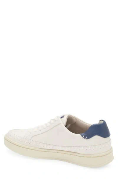 Align Voyage Sneaker In White