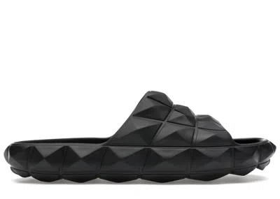 Pre-owned Valentino Garavani Men's Valentino Roman Stud Turtle Slide Sandal Sneakers In Black