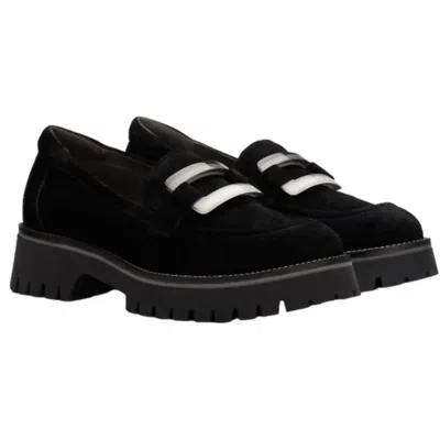 SOFTWAVES WOMEN'S VANNA LUG SOLED LOAFER IN BLACK SUEDE 