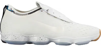 Pre-owned Nike Zoom Fit Agility Johanna Schneider (women's) Sneakers In Sail/total Orange