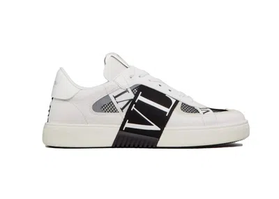 Pre-owned Valentino Garavani Men's Valentino Vl7n Low Top Mesh Sneakers In White/black In Multi