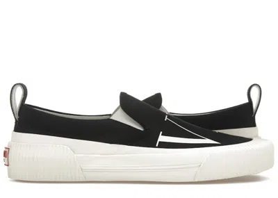 Pre-owned Valentino Garavani Men's Valentino Vltn Slip On Sneakers In Black/white