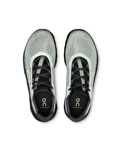 On Running Sneakers 2