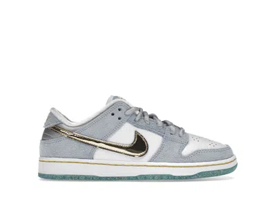 Pre-owned Nike Sb Dunk Low Sean Cliver Sneakers In Ice Blue/white/metallic Gold