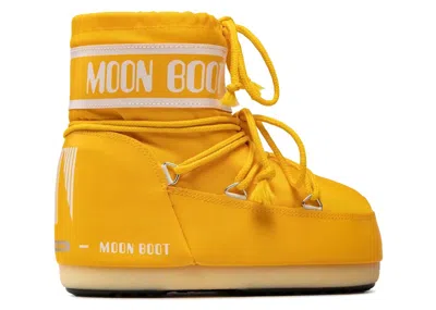 Pre-owned Moon Boot Icon Nylon Low Boot Sneakers In Yellow