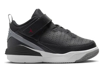 Pre-owned Jordan Max Aura 5 University Red Sneakers In Black/white/cement Grey