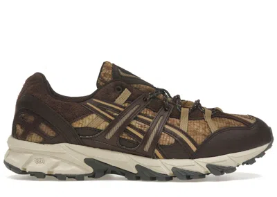 Pre-owned Asics Men's  Gelsonoma 1550 Future Trail Sneakers In Coffee/desert Camp In Brown