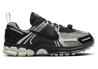 Pre-owned Nike Zoom Vomero 5 Spider Sneakers In Photon Dust/black/vapor Green In Multi