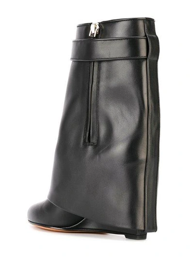 Shop Givenchy 'shark Lock' Stiefeletten In Black