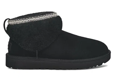 Pre-owned Ugg Classic Ultra Mini Maxi Curly Boot (women's) Sneakers In Black