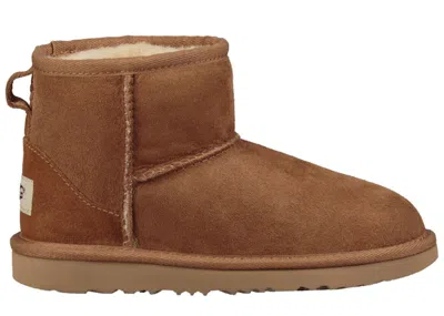 Pre-owned Ugg Classic Mini Boot Ii Boot (kids) Sneakers In Chestnut