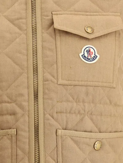 Moncler Vigny Padded Vest In Brown