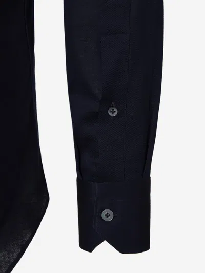 Fray Sleek Button-up Shirt