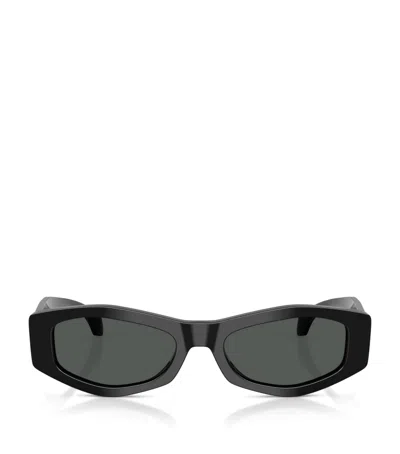 Versace 54mm Irregular Sunglasses In Black