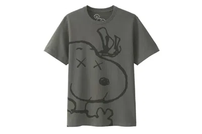 Pre-owned Kaws X Uniqlo X Peanuts Snoopy Face Tee Shirt In Gray