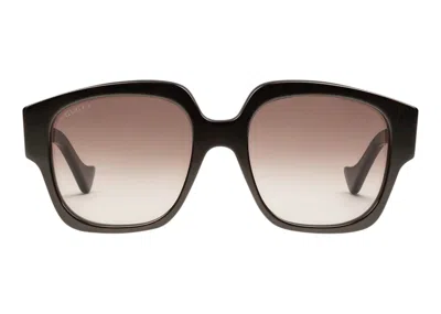 Pre-owned Gucci Women's  Squared Frame Sunglasses In Tortoiseshell/gradient Brown (720727 J0740 2323)