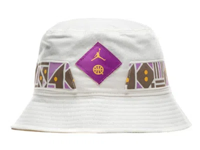 Pre-owned Nike Quai 54 Bucket Hat In Sail/ (2020) In Multi