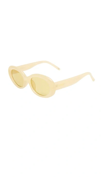 Aire Epsilon Sunglasses In White