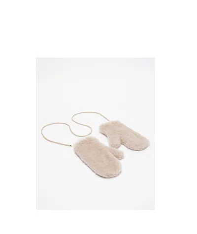 Max Mara Mittens In Alpaca And Wool Teddy Fabric