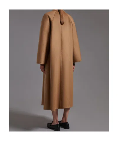Max Mara Collared Long-sleeved Coat In Brown
