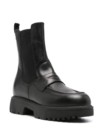 Nerogiardini Calf-length Leather Boots In Black