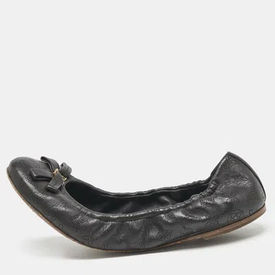 Pre-owned Louis Vuitton Black Monogram Leather Elba Scrunch Ballet Flats Size 39